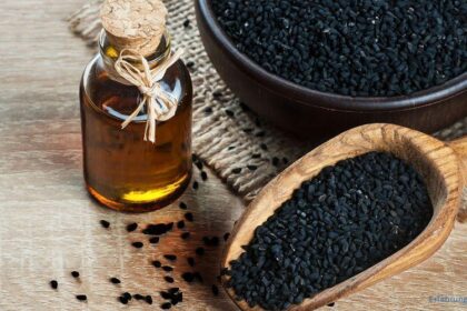 Warum Thymochinon Schwarzkümmelöl so besonders macht