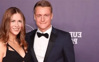 Felix Kroos Frau